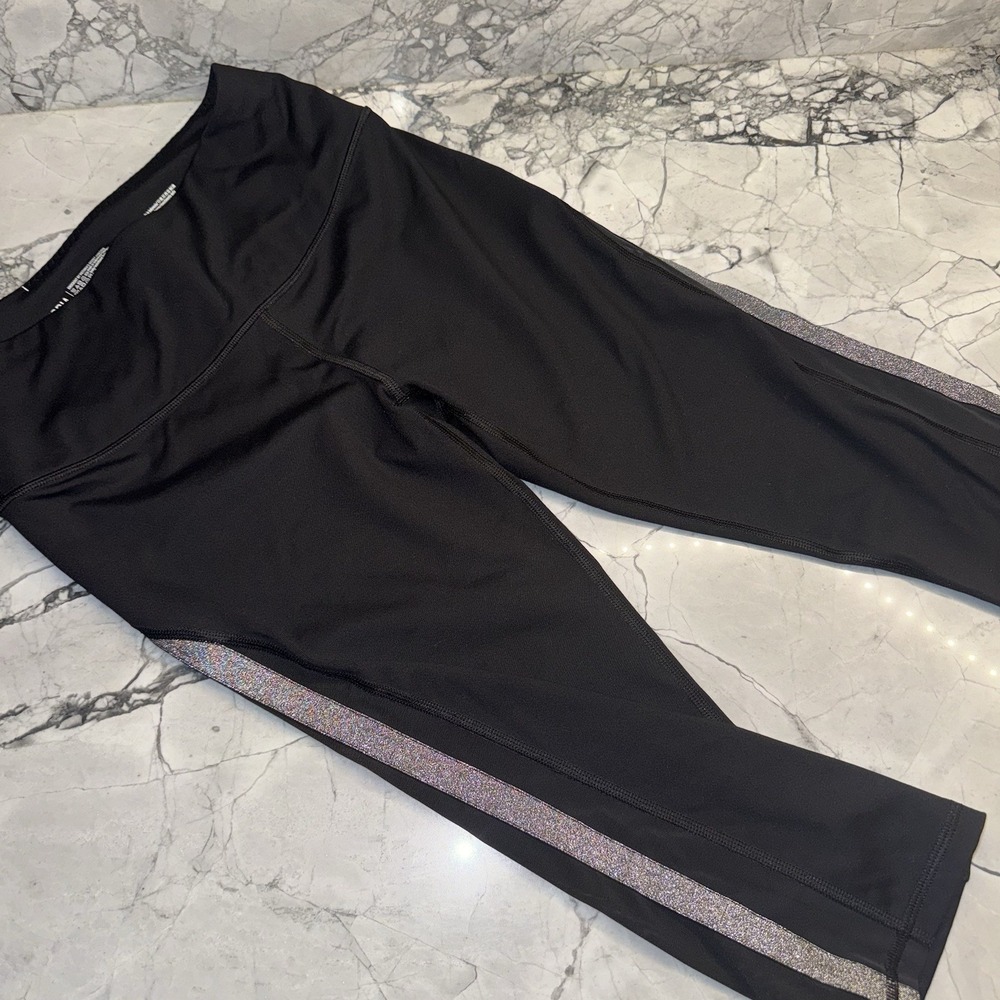 Victoria's Secret Women's Small Sport Crop Legging Black Mesh Panels
